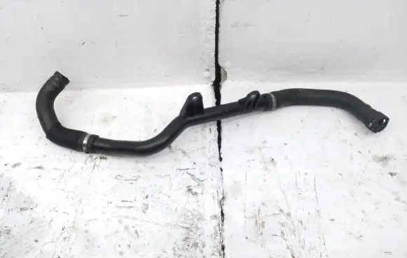 Peugeot Boxer Engine coolant pipe/hose 1366739080