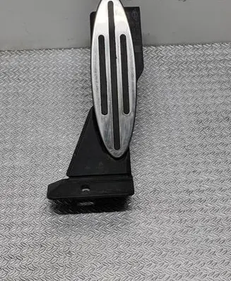 Mini One - Cooper Coupe R56 Accelerator throttle pedal 6PV00937910 6770152 30110623582