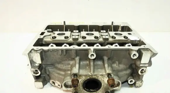 Audi A1 Engine head 04C103404J