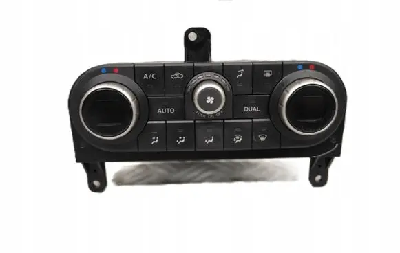 Nissan Qashqai Climate control unit 27500BR57A