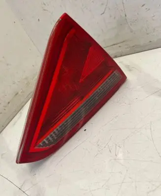 Audi A5 8T 8F Tailgate rear/tail lights 8T0945093 A1484 AU484