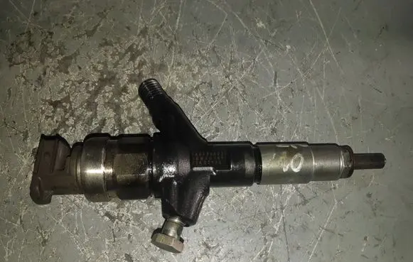 Subaru Forester SH Fuel injector 16613AA020 DENSO7890 12K02986