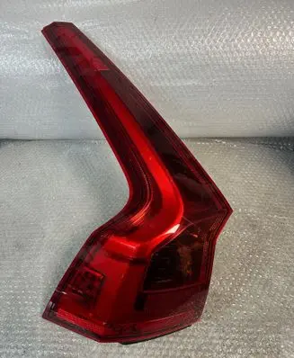 Volvo S90, V90 Rear/tail lights 32228832