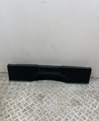 Ford Focus Trunk/boot sill cover protection JX7BA40352A XS7BA40352B