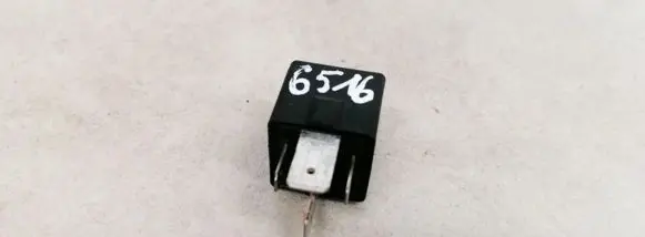 Volkswagen Golf Plus Other relay 1K0951253A V23134J52X430