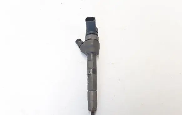 BMW 5 F10 F11 Fuel injector 7810702