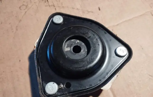 Coil spring mount