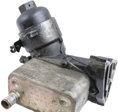 BMW X5 E53 Engine oil radiator 2247204 8792145 47006