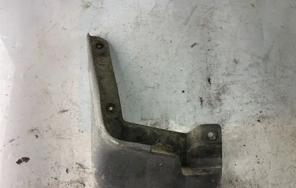 Hyundai Matrix Front mudguard 8683317000