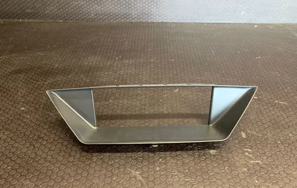 BMW X1 E84 Radio/GPS head unit trim 2991264 1696944 5145