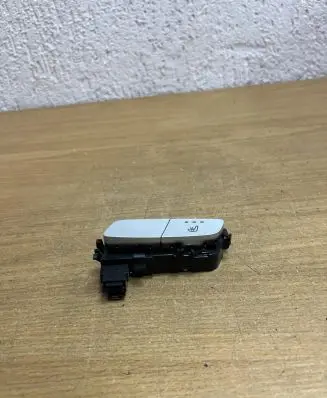 Mercedes-Benz GLC X253 C253 Seat heating switch A2139057502 13778442