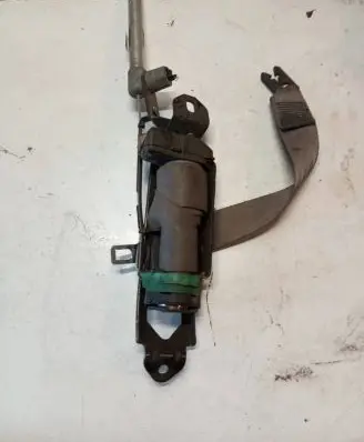 Volvo S80 Front seatbelt 39966469