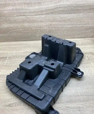 KIA Sorento Battery tray 37150C5002