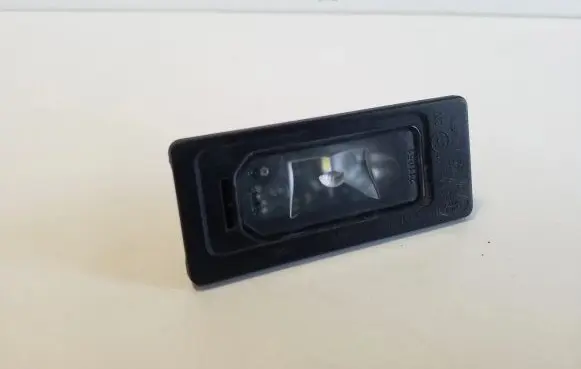 Land Rover Evoque II Number plate light HY3213B627AB