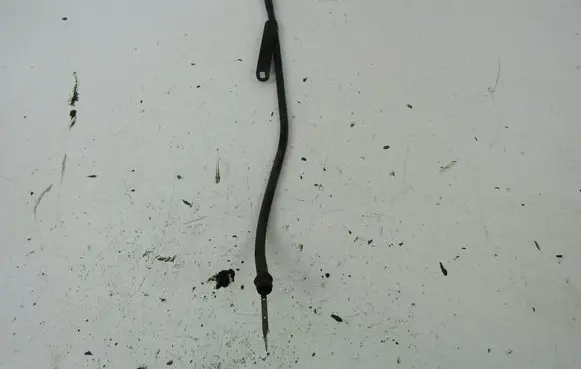 Mazda 6 Oil level dip stick 
