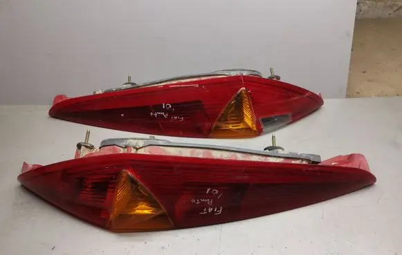 Fiat Punto (188) Rear/tail lights set 286201 286202