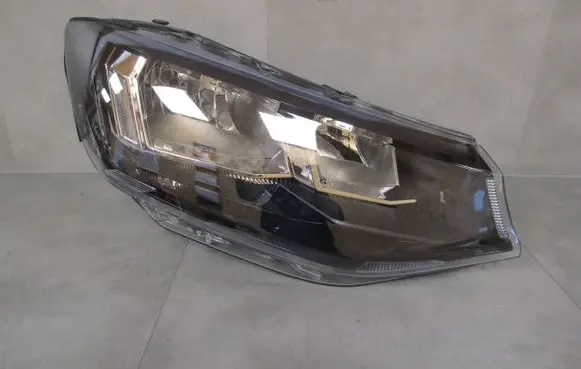 Volkswagen Caddy Headlight/headlamp 2K8941006D