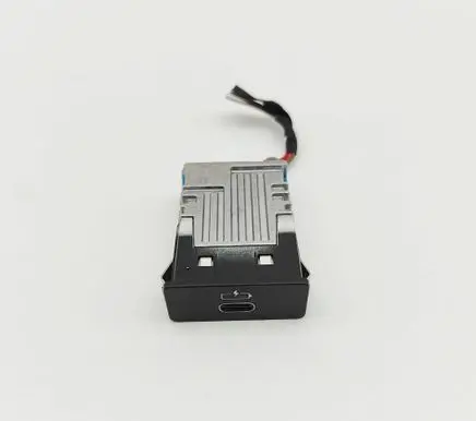 BMW 5 G30 G31 G38 USB socket connector 8711940