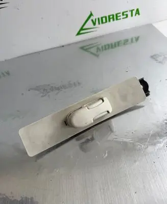 Seat belt height adjuster
