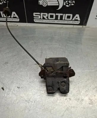 Mercedes-Benz C W203 Loading door lock A1717500085 A1717500185