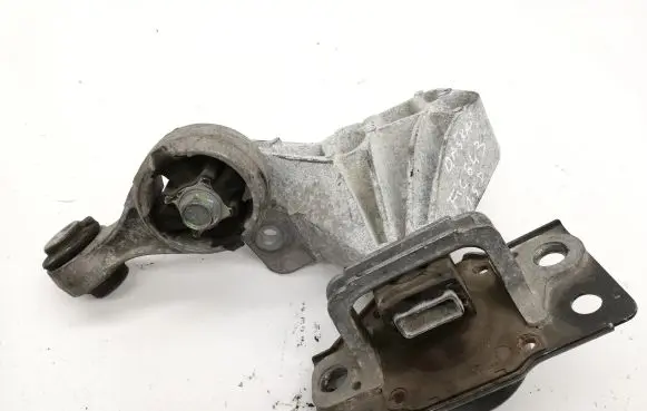Nissan Qashqai Other engine bay part