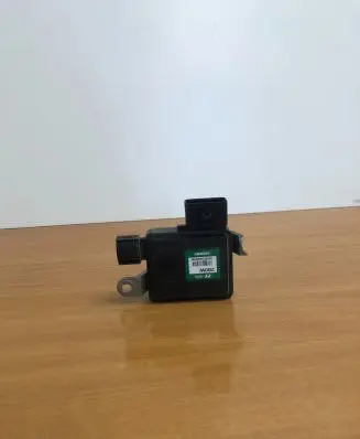 KIA Stonic Distronic sensor radar PA66GF1 280W BD282204040598