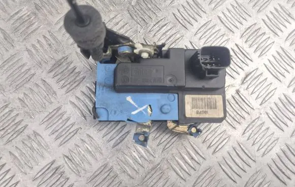 Volvo S60 Front door lock 941701
