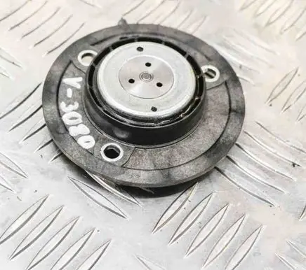 Audi A6 S6 C8 4K Camshaft pulley/ VANOS 06Q109259B