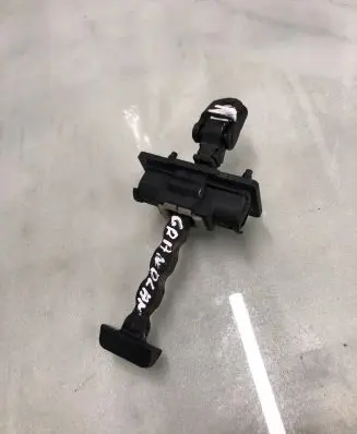 Opel Grandland X Front door check strap stopper 