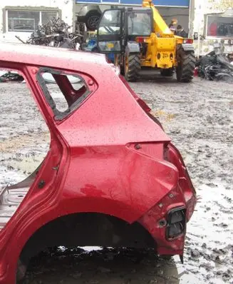 Nissan Pulsar Rear quarter panel 
