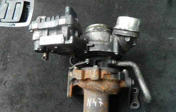 BMW 1 E81 E87 Turbo 7810189