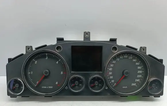 Volkswagen Touareg I Speedometer (instrument cluster) 7L6920880M 6342000158 0263654017