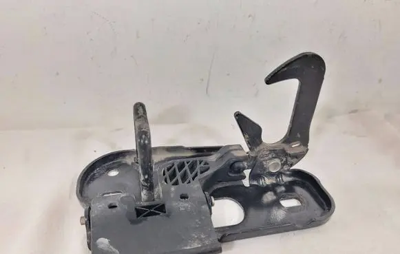 Volkswagen PASSAT B6 Engine bonnet/hood lock/latch loop/hook 3C0823480