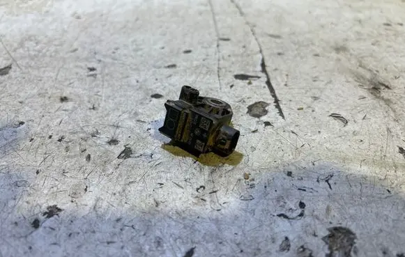 BMW X1 U11 Airbag deployment crash/impact sensor A3C0637430000 37286 9496815