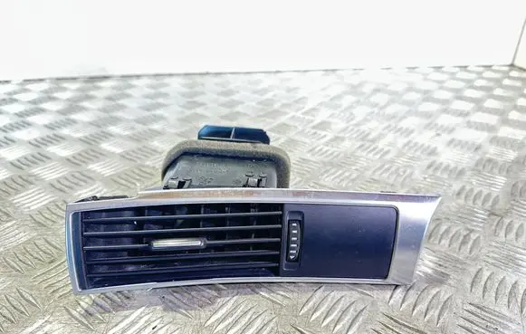 Audi A6 S6 C6 4F Dashboard side air vent grill/cover trim 4F1820901D