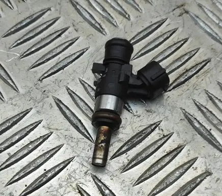 Porsche Macan (95B) Fuel injector 06L906031A 0280158266