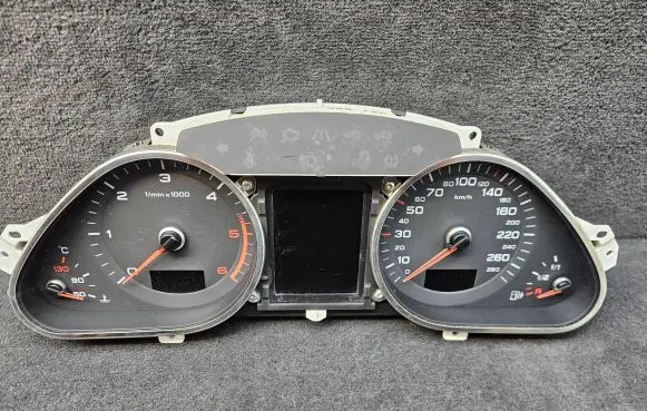 Audi A6 S6 C6 4F Speedometer (instrument cluster) 4F0920933Q 503002321805