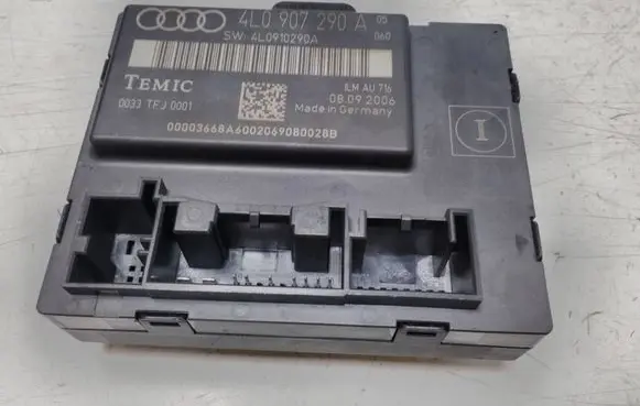 Audi Q7 4L Door control unit/module 4L0907290A