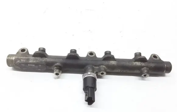 Peugeot 607 Fuel main line pipe 0445214017 0281002283