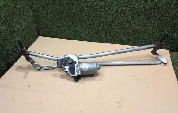 Renault Master III Front wiper linkage and motor 8200734788 141409360