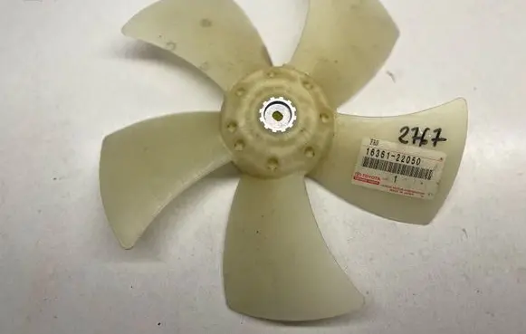 Toyota Celica T230 Fan impeller 1636122050