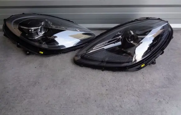 Porsche Macan (95B) Headlights/headlamps set 