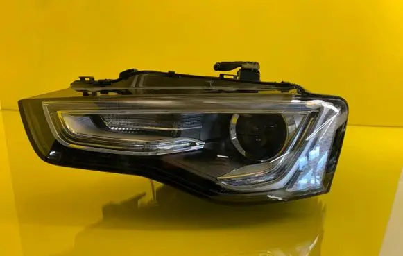Audi A5 8T 8F Headlight/headlamp 8T0941005C