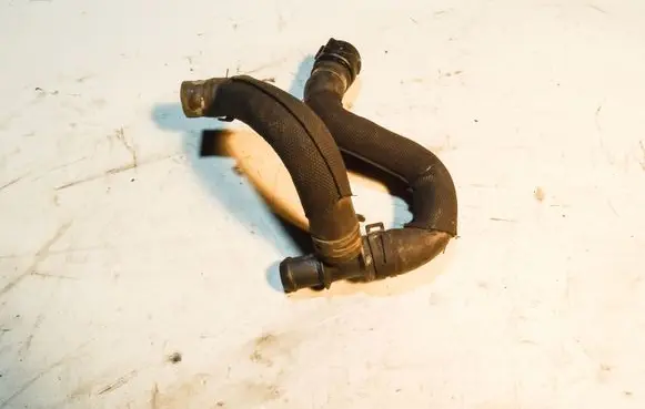 Audi A6 S6 C6 4F Engine coolant pipe/hose EK3000248