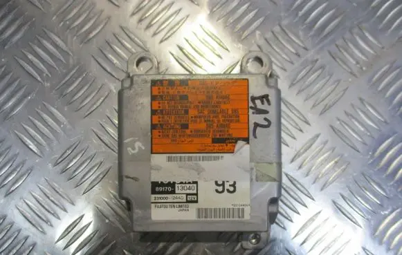 Toyota Corolla E120 E130 Airbag control unit/module 89170-13040