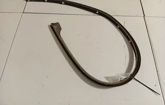Mitsubishi Colt Rubber seal front coupe door MR959327