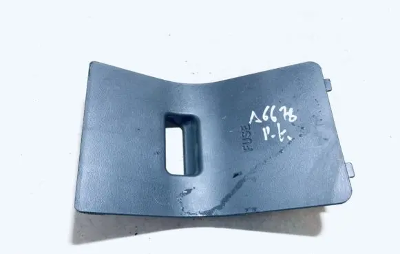 Toyota Yaris Fuse box set 5554552010 55545-52010