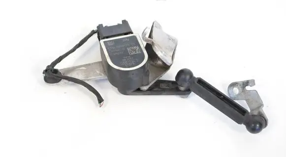 Audi A3 S3 8V Rear air suspension level height sensor 959574 6869138