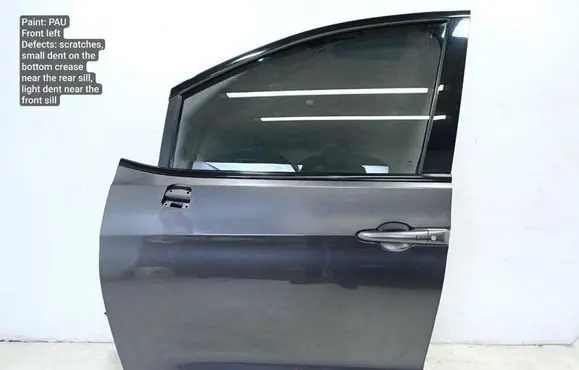 Chrysler Pacifica Front door