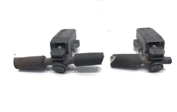 Mercedes-Benz B W245 Windshield washer spray nozzle A1698600492